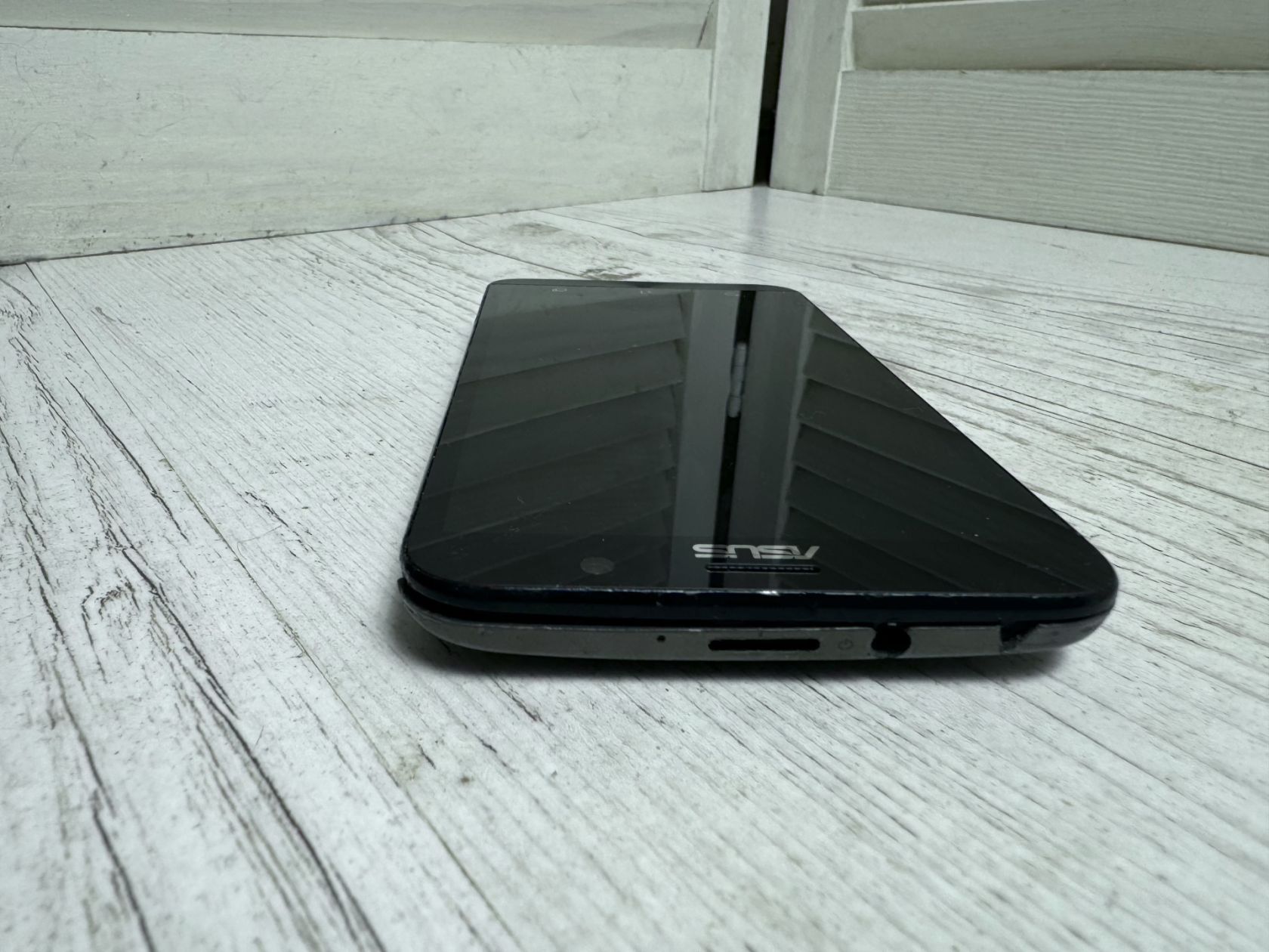 Телефон Asus Zenfone 2 - фото фото фото 3