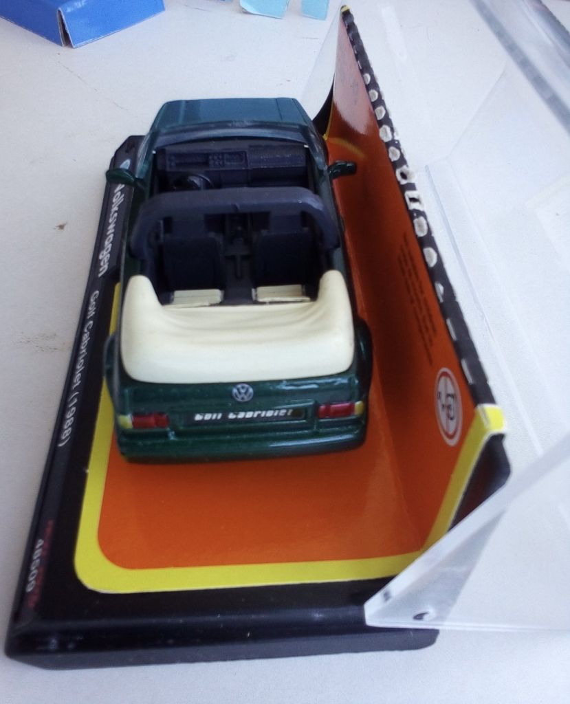 New-Ray 1:43 Volkswagen Golf Cabriolet  (1988) - фото фото фото 7