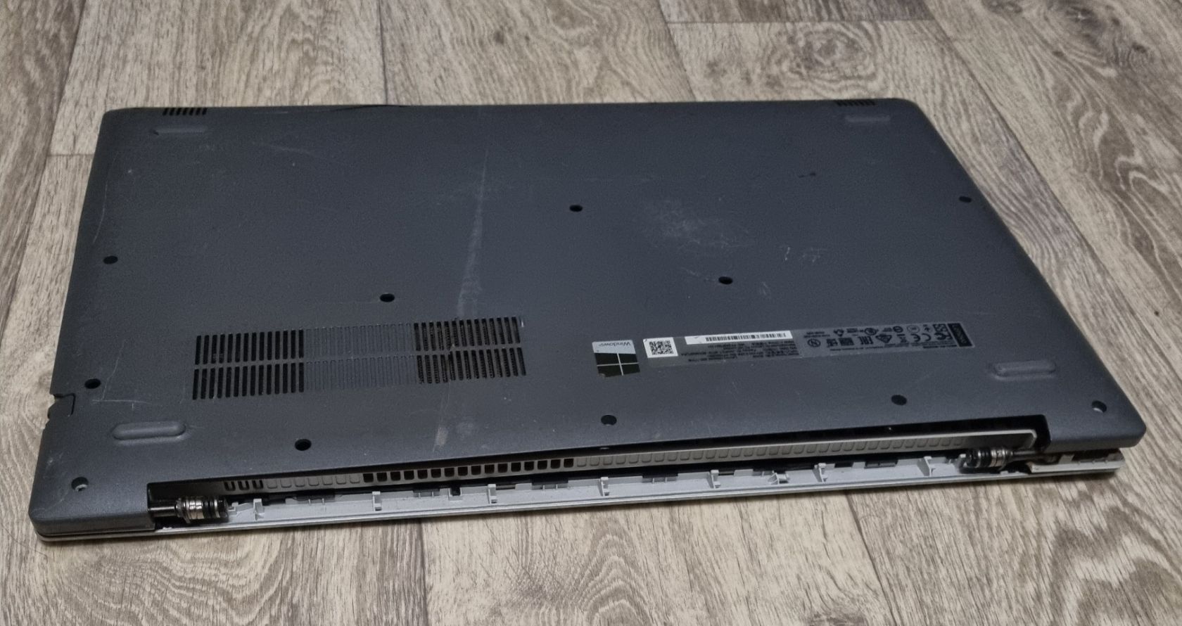 Ноутбук Lenovo IdeaPad 320-17IKB  (80XM007LRA) - фото фото фото 4
