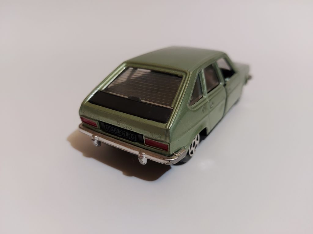 Norev 1:43 Renault 30 TS - фото фото фото 3