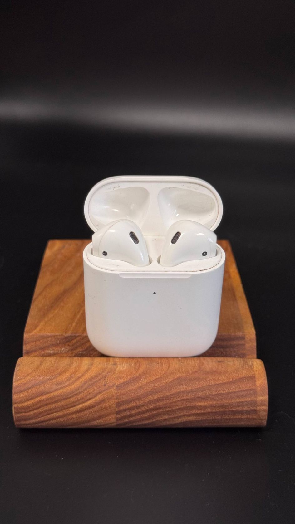 261 Оригінал AirPods 2  (2nd Gen), під ремонт / запчастини - фото фото фото 0