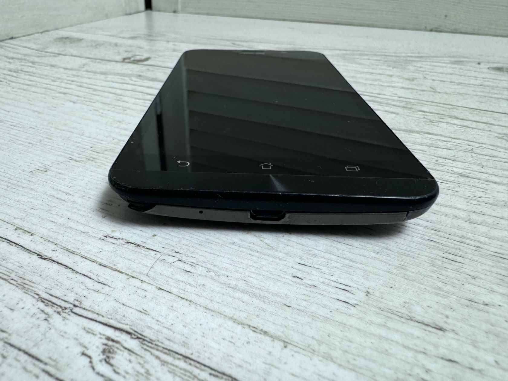 Телефон Asus Zenfone 2 - фото фото фото 1