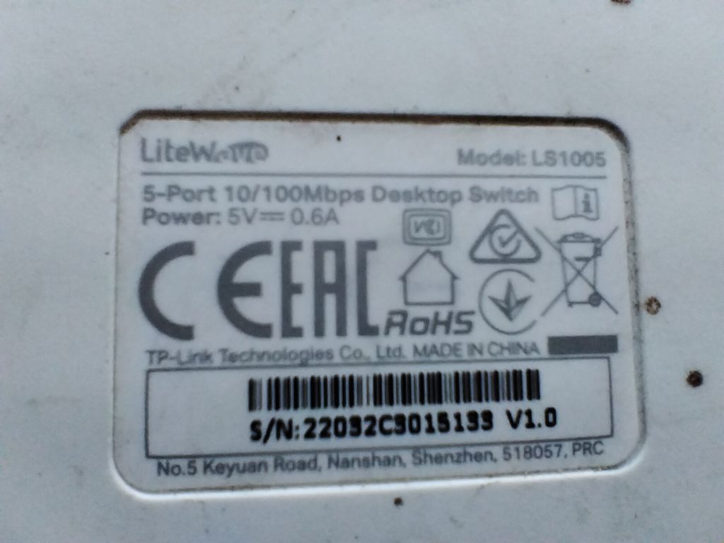 Комутатор TP-LINK LS1005 - фото фото фото 1