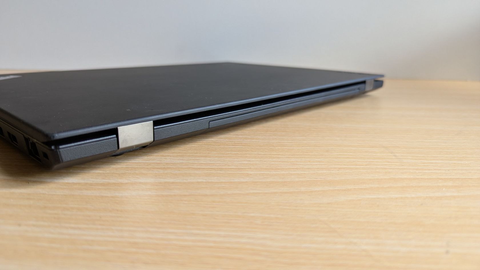 Ноутбук Lenovo ThinkPad P52s 20LB0010US sn: R90SDDK0 - фото фото фото 6
