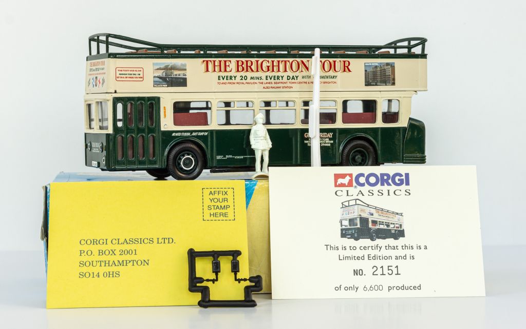 1:50 Leyland Atlantean open top bus Guide Friday, CORGI #33501 LE - фото фото фото 1
