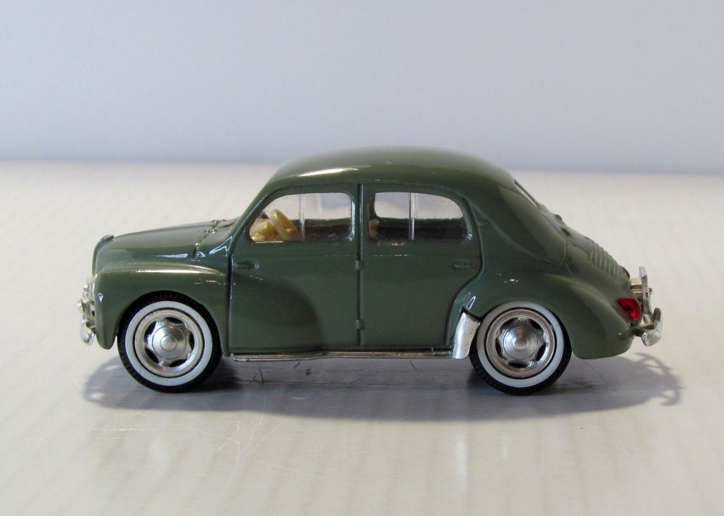 Renault 4 CV, Solido. Made in France. 1:43 . Рено 4 CV - фото фото фото 2