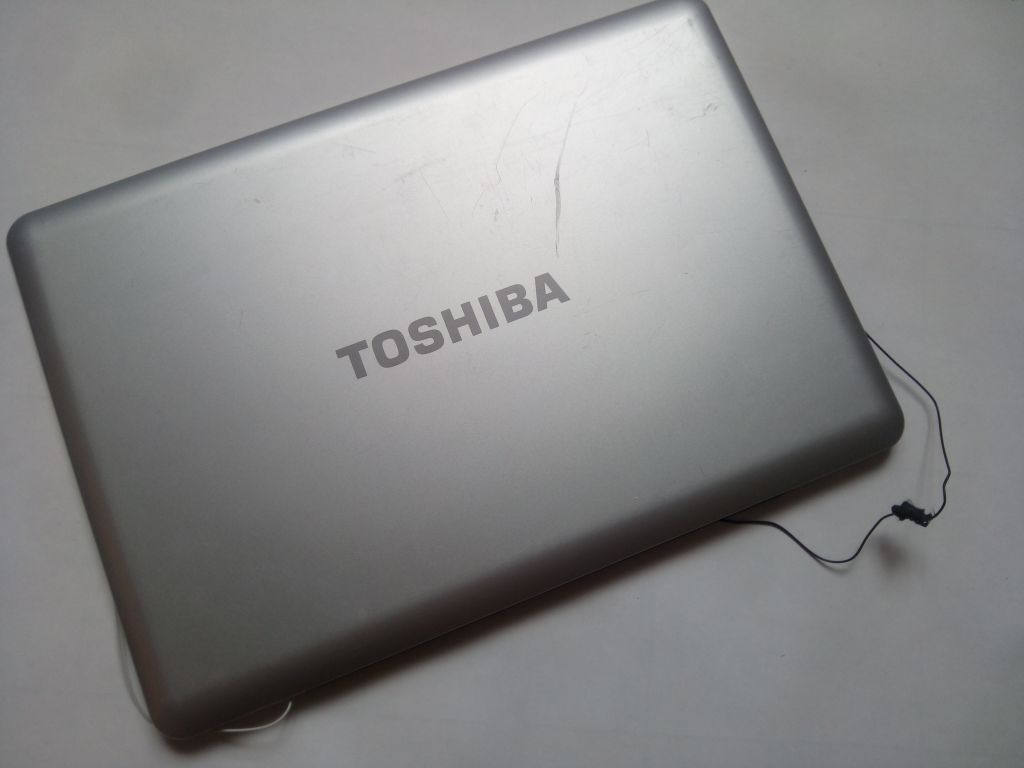 Крышка матрицы разборка Toshiba L450D - фото фото фото 0