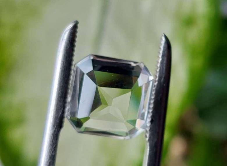 Белый Кварц  5.80 ct   11mm - фото фото фото 2