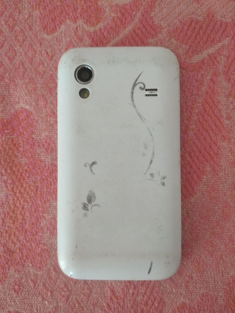 Мобильный телефон смартфон Samsung Gt-s5830i - фото фото фото 1