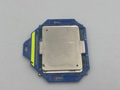 15-ядерный Intel Xeon E7-4880 v2        (LGA 2011-1 / Socket R1) - фото фото фото 0