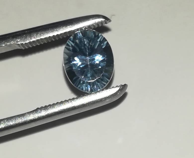 Натуральный топаз голубой 2.78ct 9.6x7.8mm - фото фото фото 5