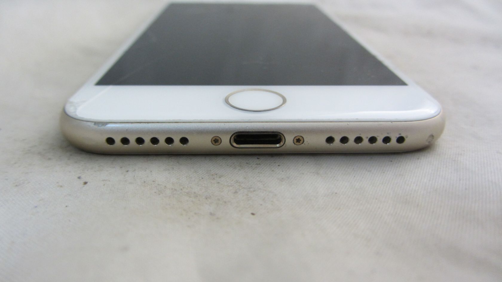 Apple iPhone 7 32Gb Gold - фото фото фото 2