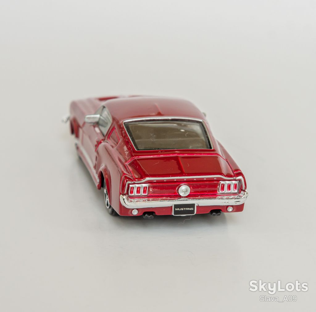 1:43 Ford Mustang GT 1969 cherry-red, Bburago #21049 - фото фото фото 2