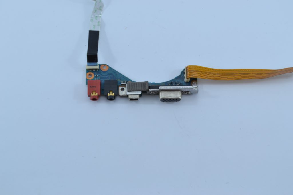 Плата с разъёмами VGA, audio, microfon для ноутбука VNG-SZ230P - фото фото фото 0