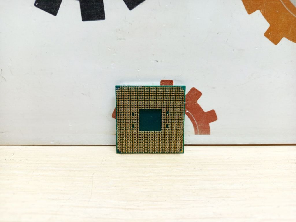 Процесор AMD Ryzen 7 2700X - фото фото фото 1