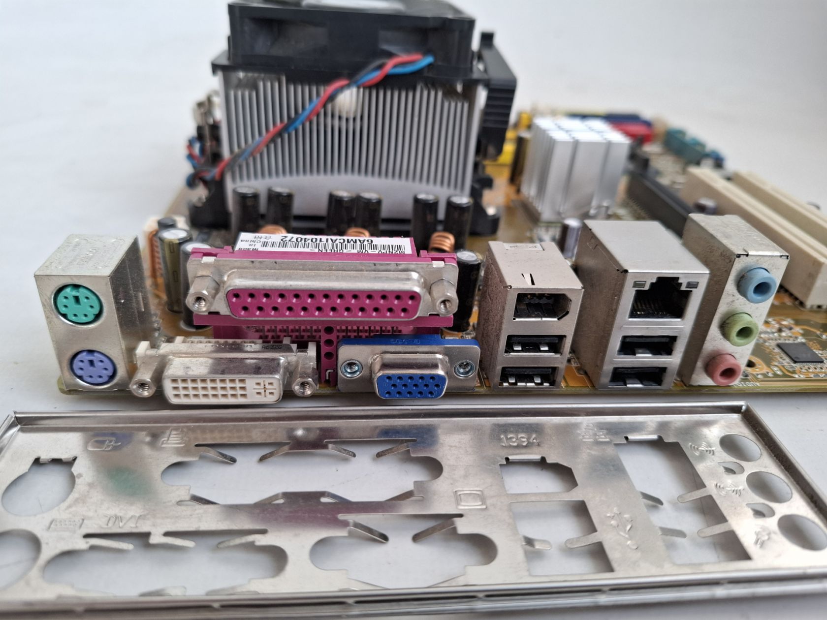 Материнська плата  Asus M2NPV-VM    (SocketAM2 GeForce 6150), AMD 3000+      (№63) - фото фото фото 3