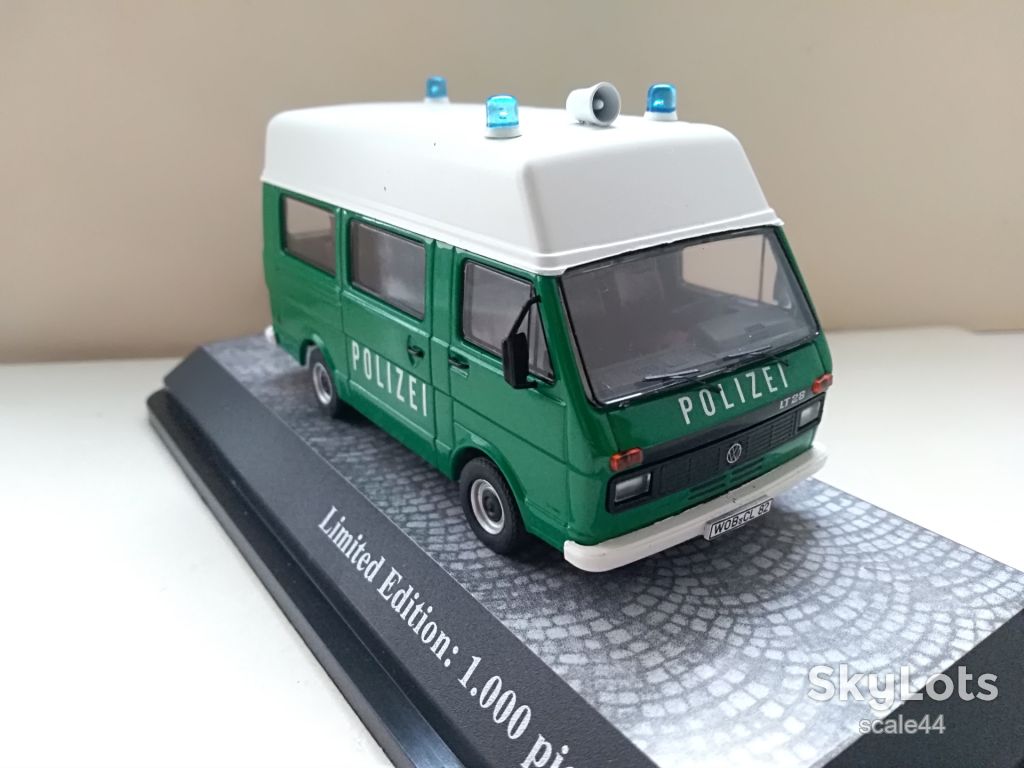 VW LT28 Polizei.PremiumX.1/43 - фото фото фото 2