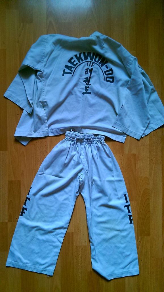 Кімоно Taekwon Do розмір 120 / 00 для дитини - фото фото фото 0