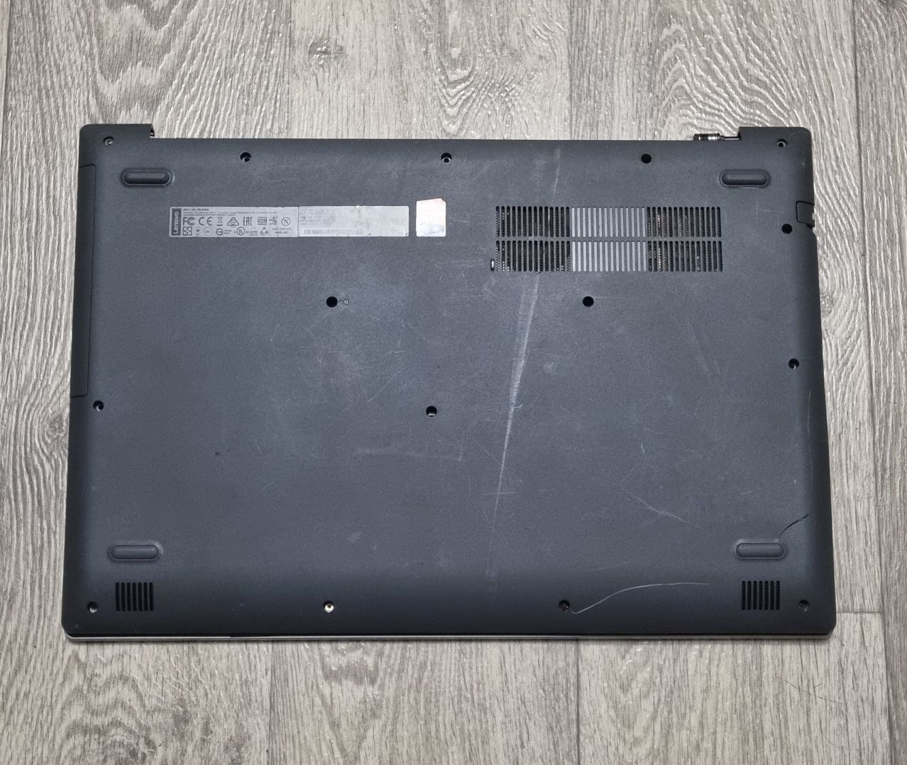 Ноутбук Lenovo IdeaPad 320-17IKB  (80XM007LRA) - фото фото фото 2