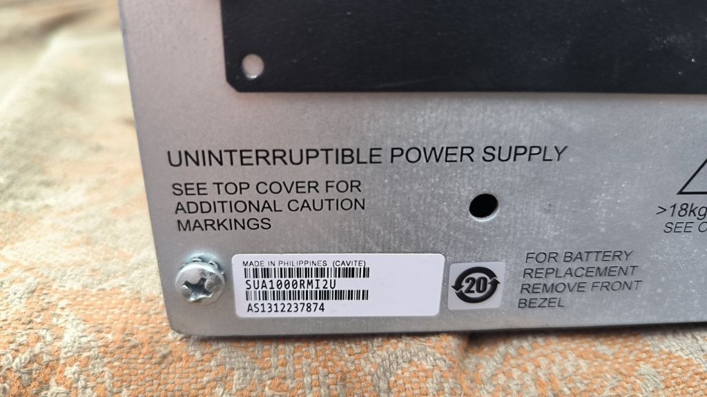 Безперебійник ДБЖ UPS APC Smart-UPS 1000VA USB RM 2U  (SUA1000RMI2U) - фото фото фото 3