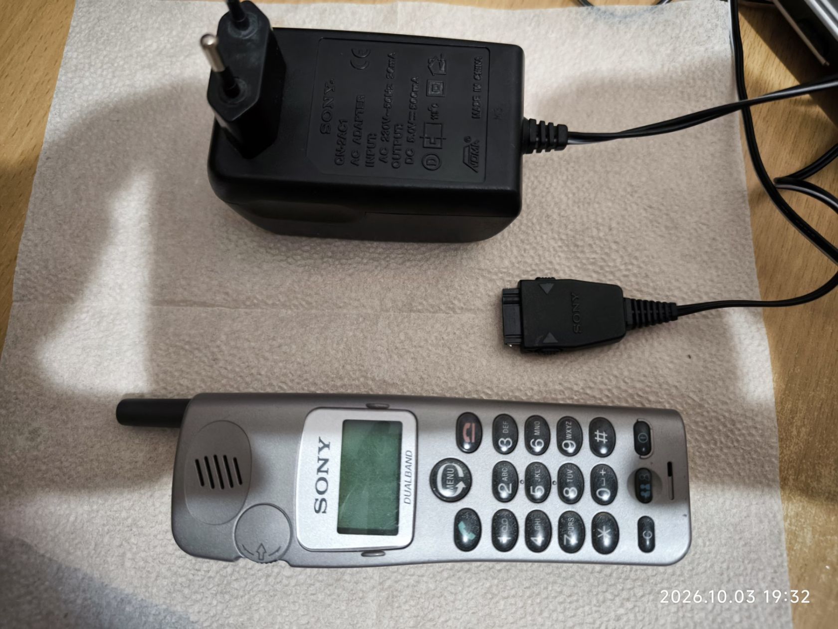 Телефон Sony CMD-CD5 - фото фото фото 2