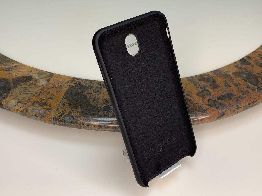 Чохол High-end Siliocon Cover для Samsung  J7 Pro Black - фото фото фото 1