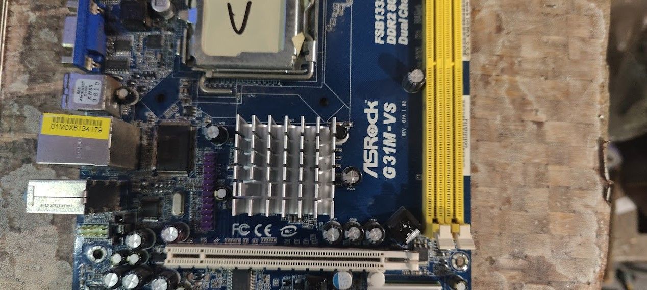 Мат. плата ASRock G31M-VS LGA775 G31 PCI-E+SVGA+LAN SATA MicroATX 2DDR2 № 230311100 - фото фото фото 1
