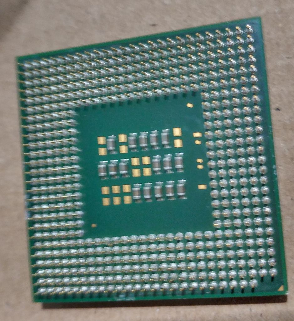 Процессор сокет 478 Intel Celeron 2.40GHz 128K на шину 400МГц - фото фото фото 1