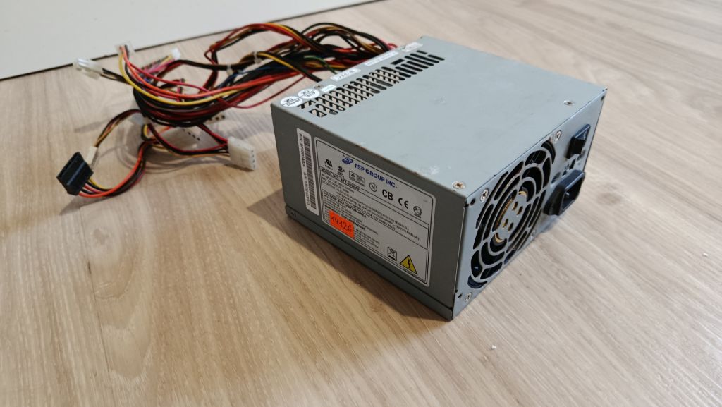 Б/В Блок живлення БЖ ATX FSP ATX-300PAF 300W - фото фото фото 1