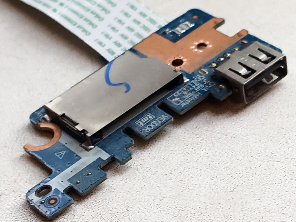 Б/У Плата картридера + USB ноутбука HP 250 G6 - фото фото фото 4