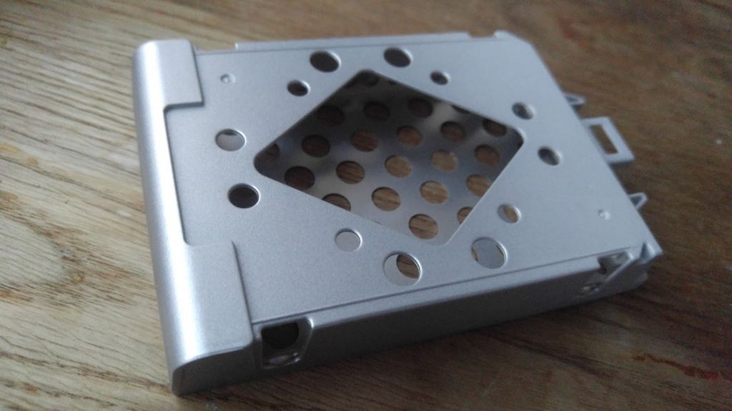 Корпус корзины диска           (HDD caddy) ноутбука Panasonic CF-C1 - фото фото фото 3