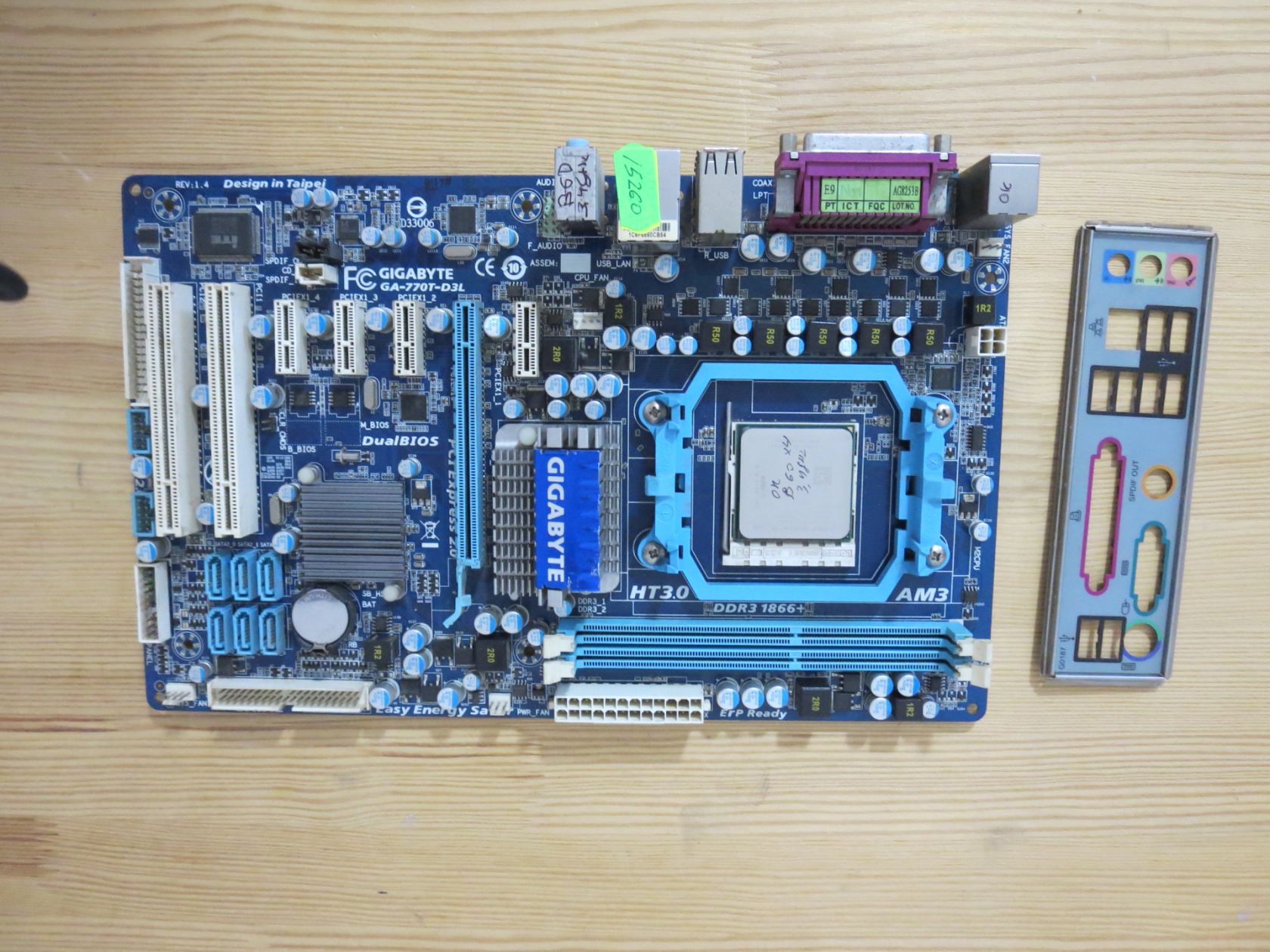 Материнская плата Gigabyte GA-770T-D3L rev. 1.4 + процессор Phenom II X4 B60 - фото фото фото 0
