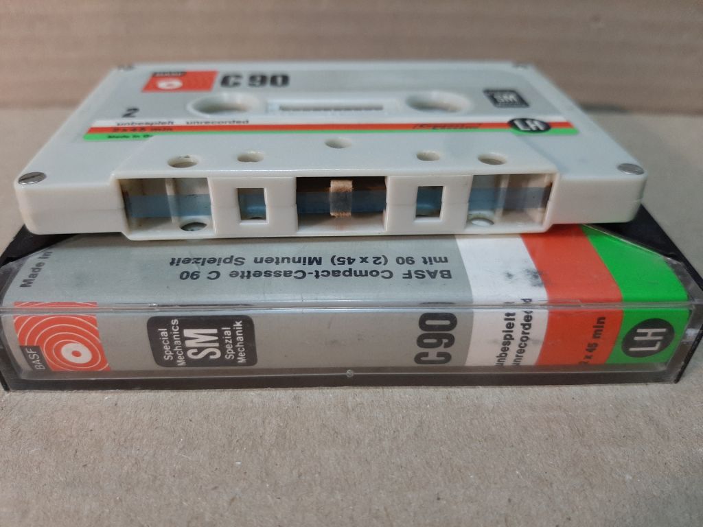 Кассета BASF  LH С90 - фото фото фото 4