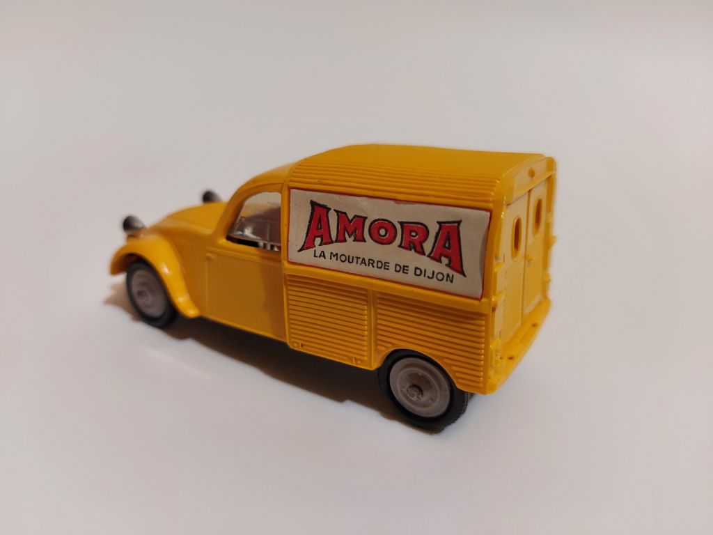 Norev 1:43  (plastic) Citroen 2 CV Cle - фото фото фото 2