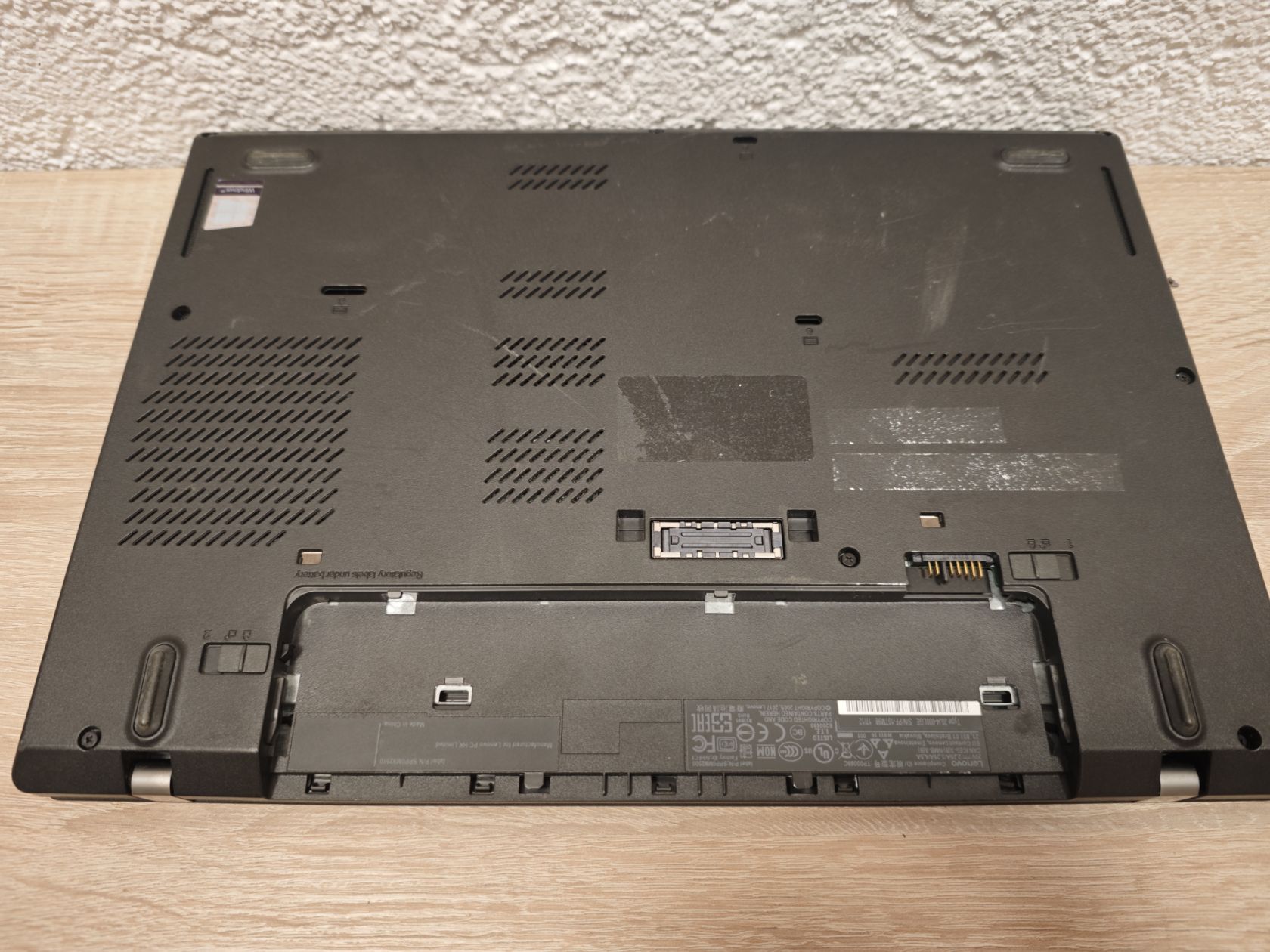 Ноутбук 14" Lenovo Intel Core i5 7200/DDR4 0Gb/HDD 0Gb/Intel - фото фото фото 1