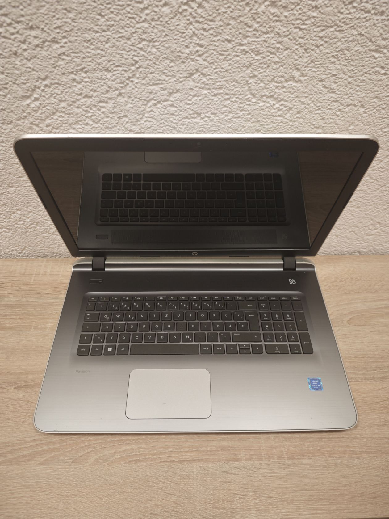 Ноутбук HP Intel Pentium 3805U/DDR3 8Gb/HDD 1Tb/Intel - фото фото фото 0