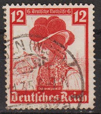 1935 - Рейх - Народні костюми 12 Mi.593 _гаш - фото фото фото 0