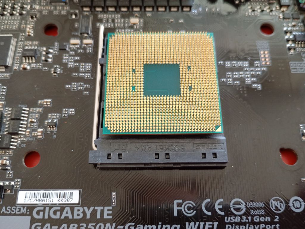 Ryzen 5 3400GE  (35W) - фото фото фото 5