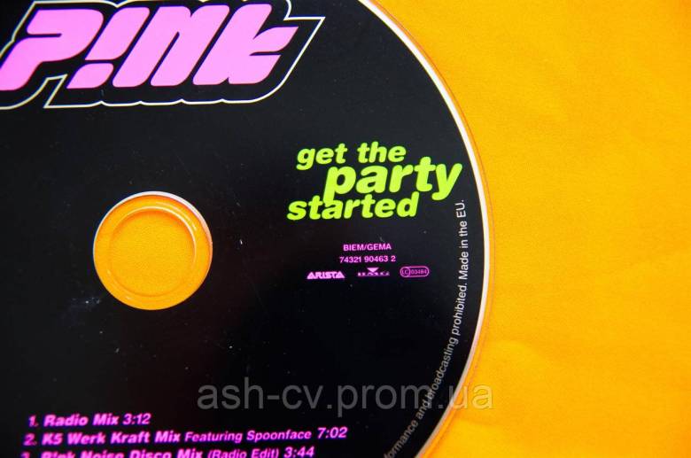 Музичний диск CD. PINK - Get the party started - фото фото фото 1