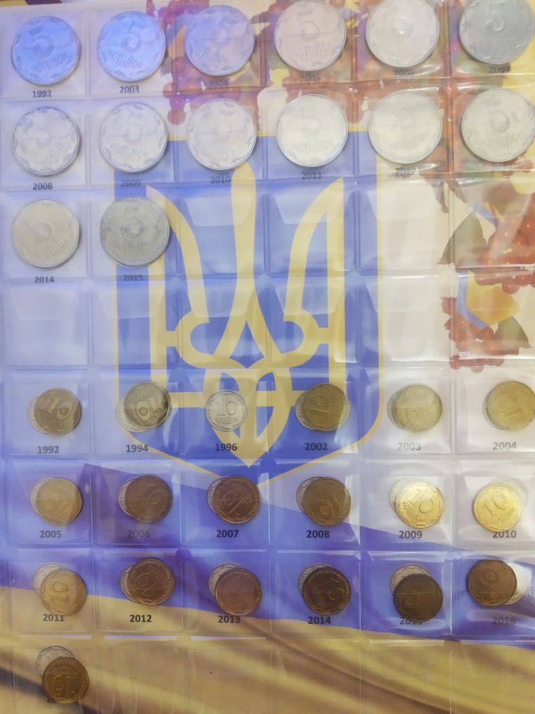 Набір обіходних монет України з альбомом - фото фото фото 4