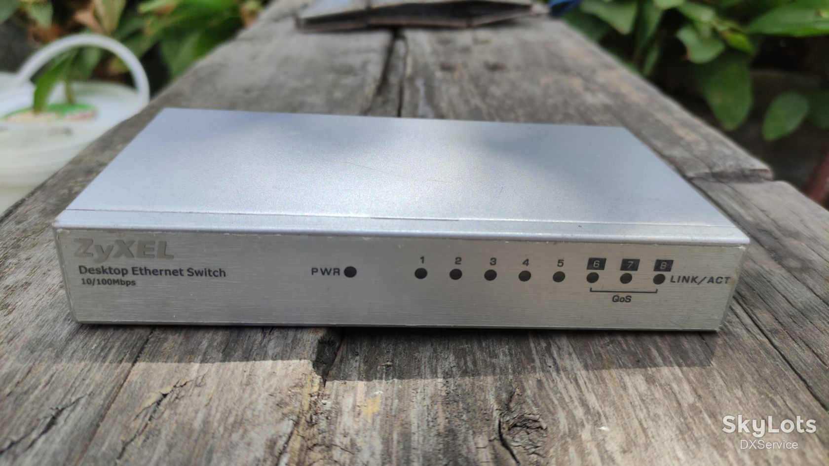 Zyxel ES-108A восьмипортовый коммутатор Fast Ethernet - фото фото фото 1