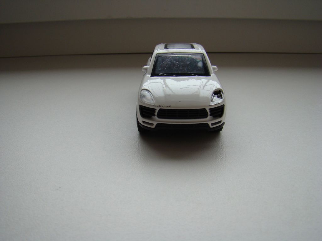 Модель автомобиль Porsche Macan, 1:50, металлическая. - фото фото фото 1