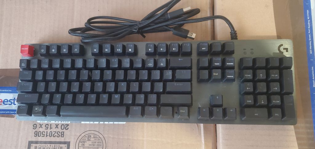 Ігрова клавіатура Logitech G513 механічна RGB підсвітка - фото фото фото 1