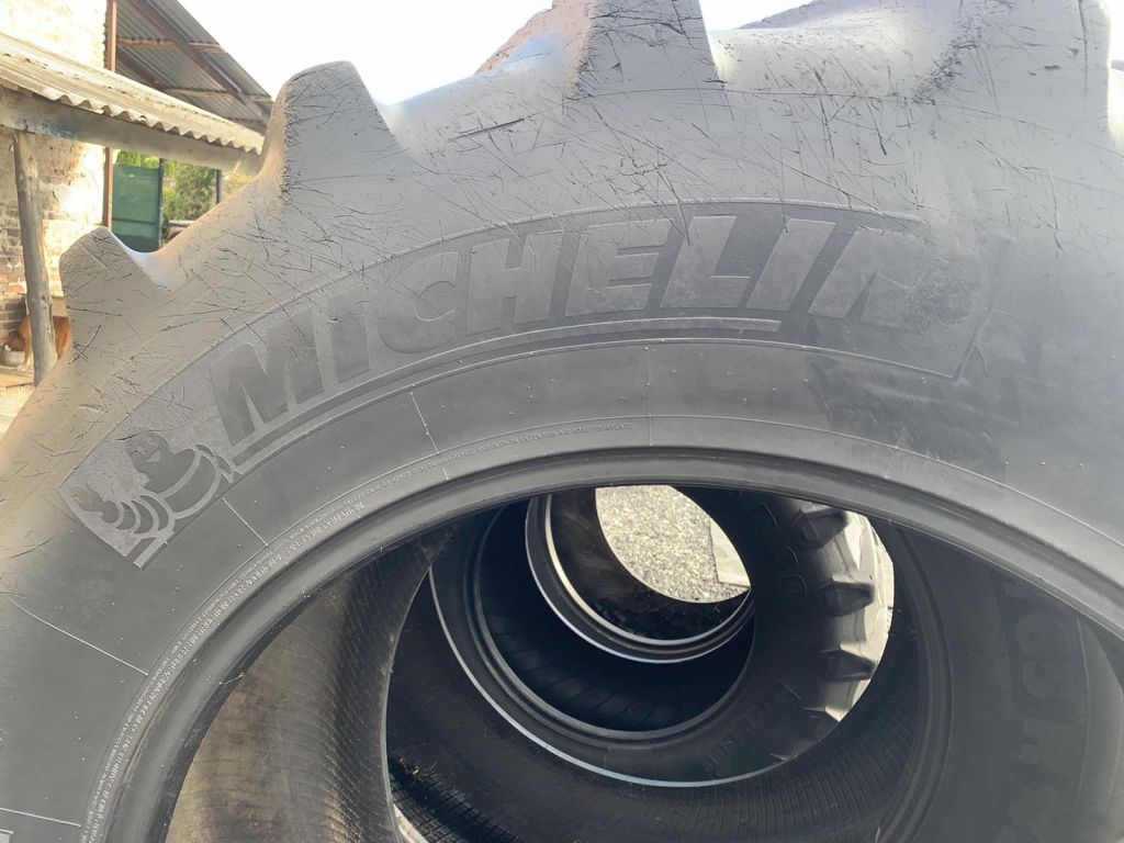 Бу шина 650/65R42 Michelin       (пара) на трактор - фото фото фото 3