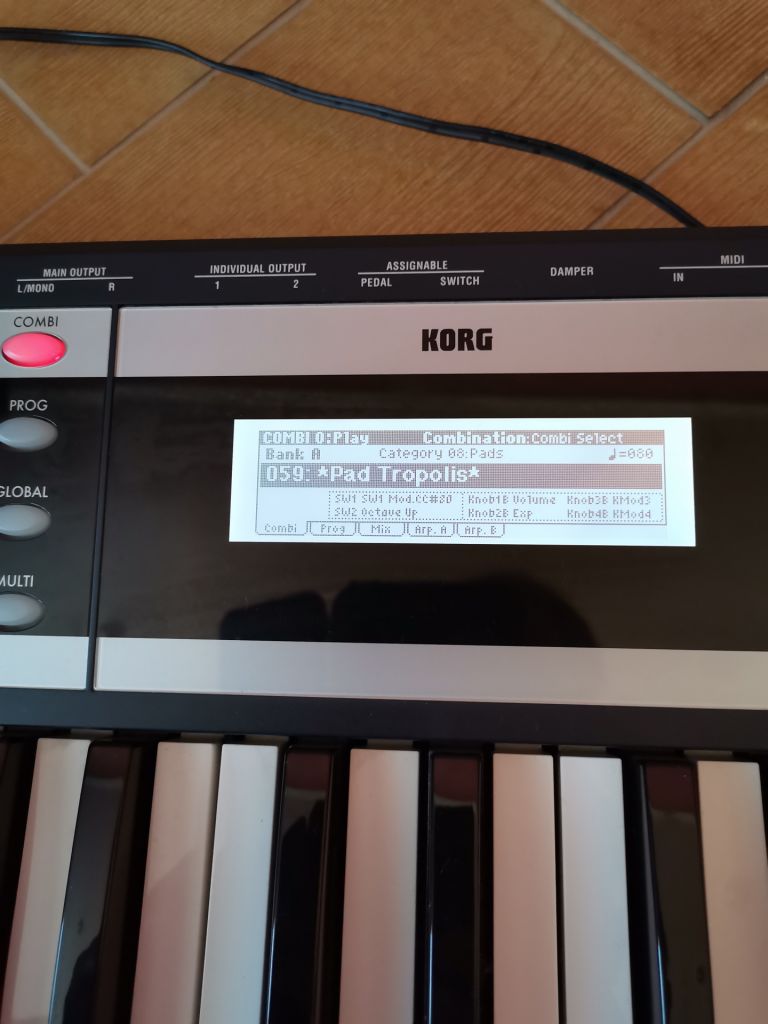 Синтезатор Korg X50 - фото фото фото 3