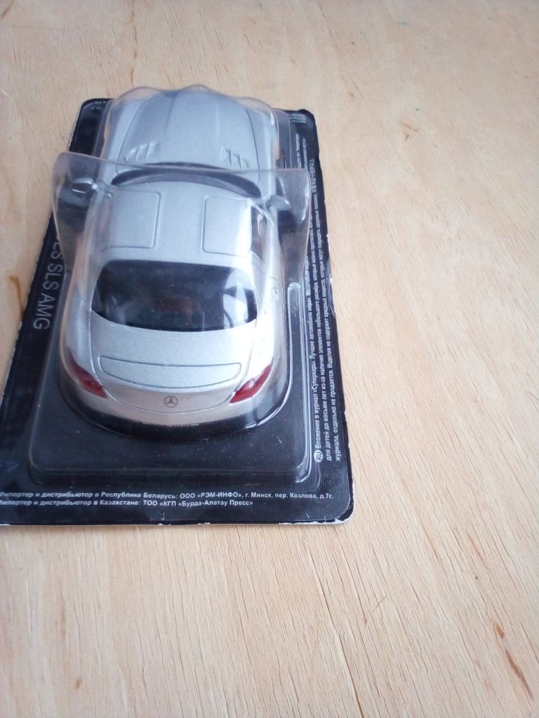 Mercedes Benz SLS AMG 1:43 DeAgostini - фото фото фото 3
