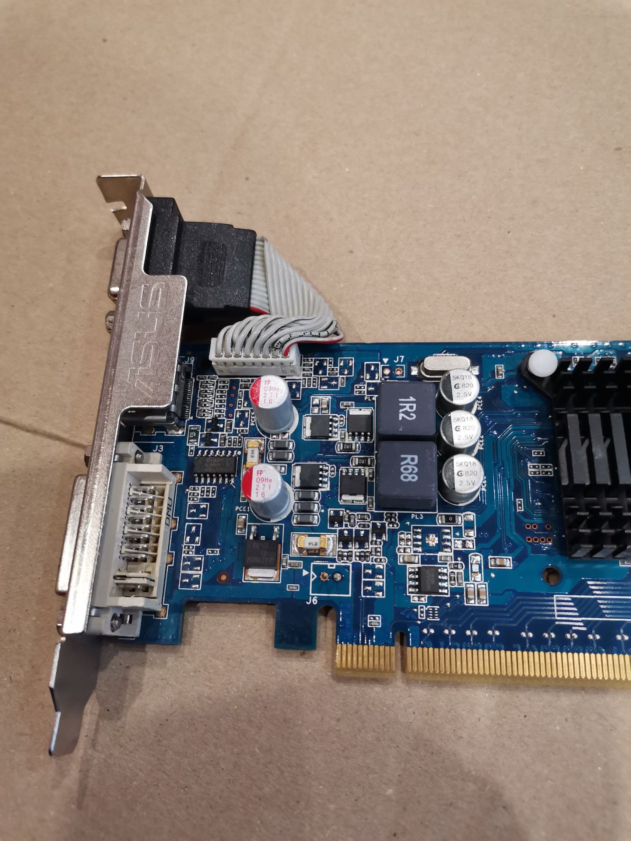 Видеокарта Asus EN210 DI 512MD2 LP PCI Express 2.0 x16 - фото фото фото 4