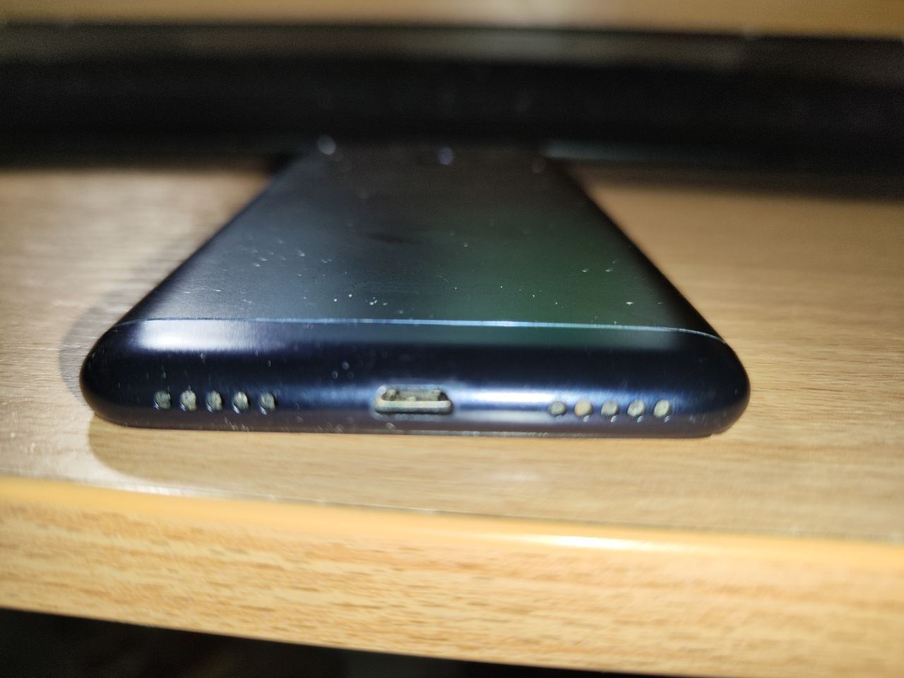 Смартфон Asus ZenFone Max Plus   (M1)   (лот 878) - фото фото фото 4