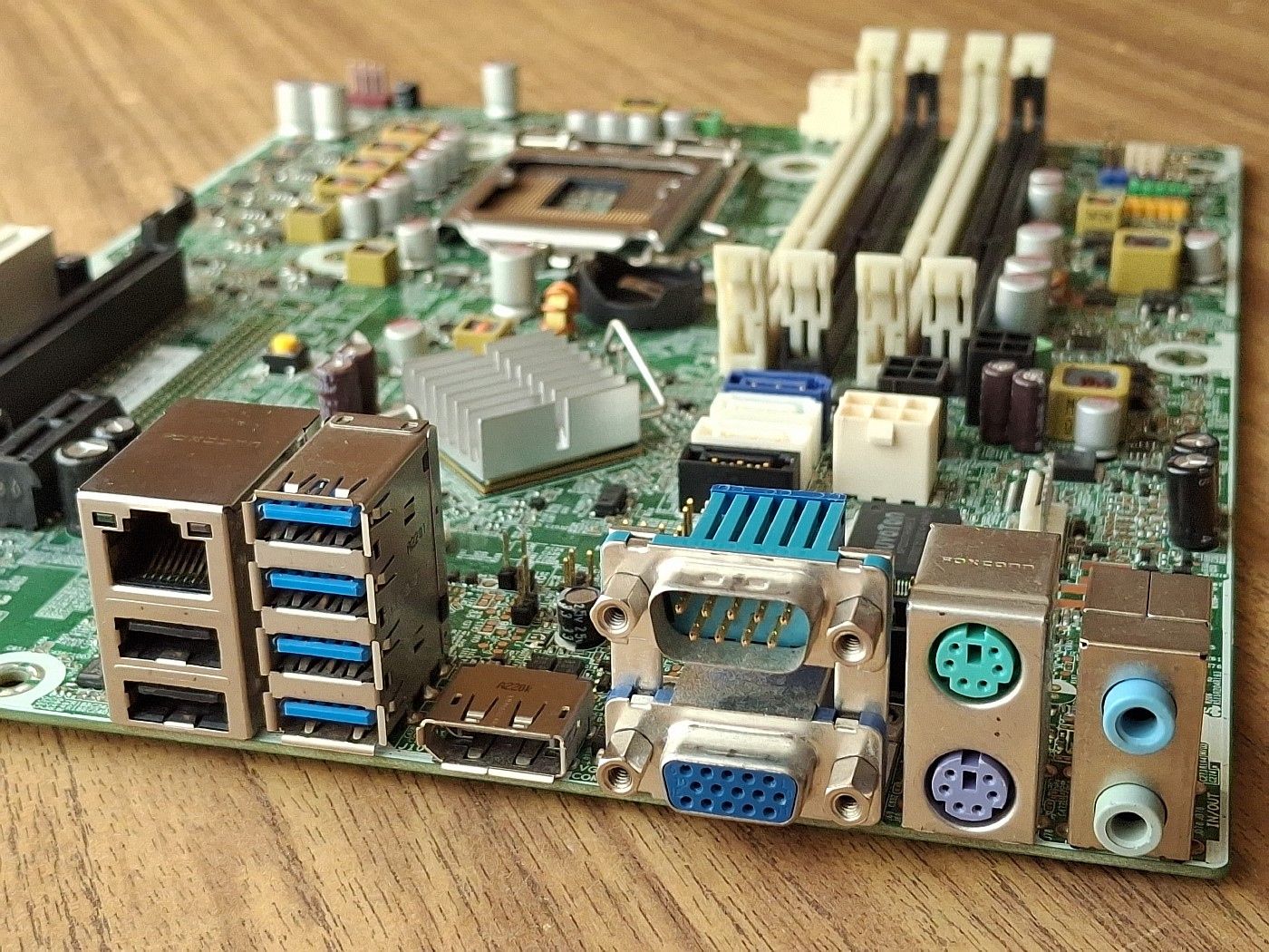 Материнская плата для компьютера HP   (Socket LGA 1155) - фото фото фото 6