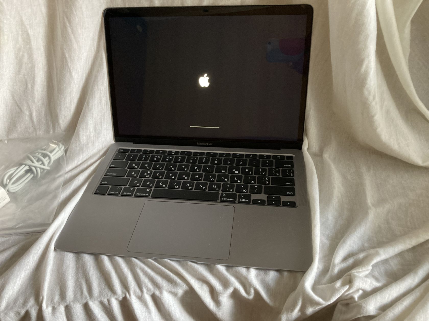 MacBook Air Retina 13"  A2179  2020  i3/8GB/ 256 GB/Intel Iris Plus - фото фото фото 2
